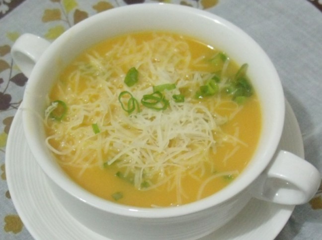 Sopa De Legumes Com Queijo Montanhs