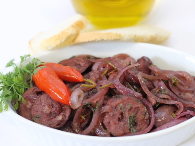 Linguia Calabresa ao Vinho Tinto