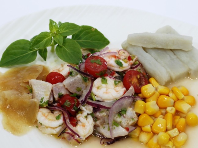 Ceviche Equatoriano de Peixe e Camaro