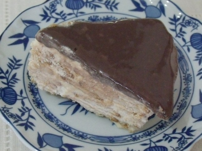 Pavê de Biscoito Maria com Cobertura de Chocolate
